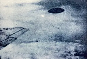 Allegedly: UFOs - over Mexico City