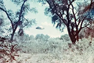 Peralta: UFOS/NEW MEXICO / VILLA