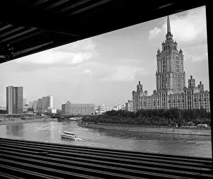Ukraina: Ukraina Hotel in Moscow, 1977