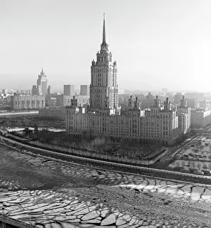 Ukraina: Ukraina Hotel in Moscow, 1977