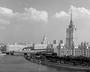 Ukraina: Ukraina Hotel in Moscow, 1977