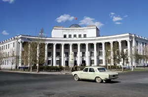 Ulaanbaatar: Ulaanbaatar University, 1974