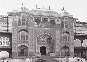 Amber: Umber, Amber, Amer, gateway to Sheesh Mahal, India