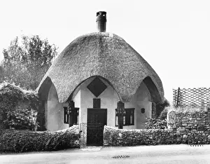 Ornee: THE UMBRELLA COTTAGE