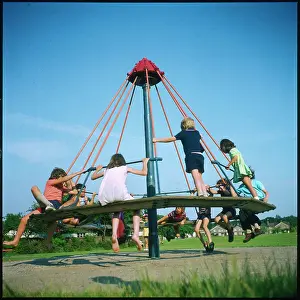 Roundabouts: UMBRELLA ROUNDABOUT