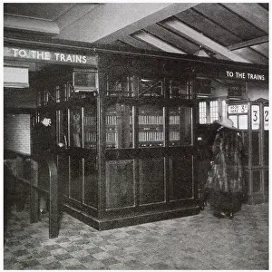 Booking: Underground - Coping with Heavy Passenger Rushes 1924