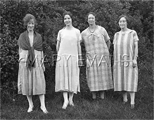Shapeless: UNFLATTERING FASHIONS
