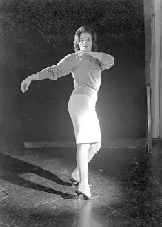 Wiggle: Unidentified 1950s dancer