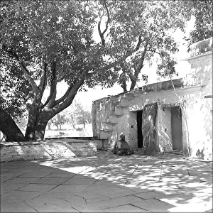 Paved: Unidentified area, India