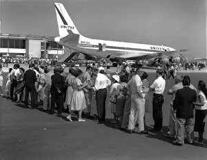 Mainliner: United Airlines DC-8 Mainliner Jet, LA Airport, USA
