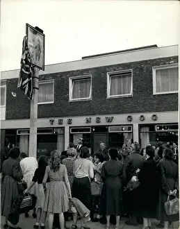 Unveils: United Kingdom - Ireland