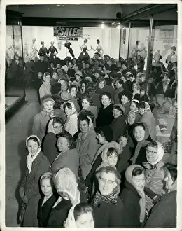 Queues: United Kingdom - Ireland