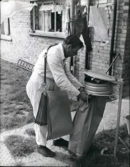 Dustman: United Kingdom - Ireland