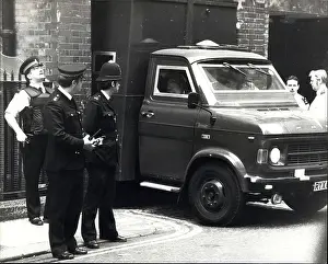 Murdering: United Kingdom - Ireland