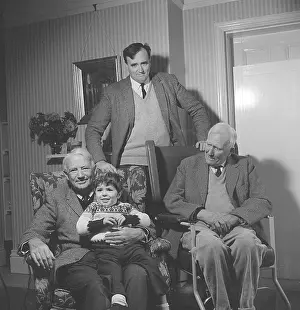 Madame Yevonde (mary Evans): Unknown Family Group