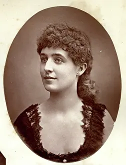 Neckline: Unknown Victorian actress