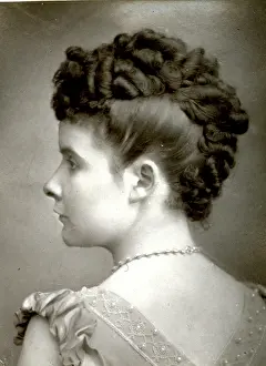 Curls: Unknown Victorian actress