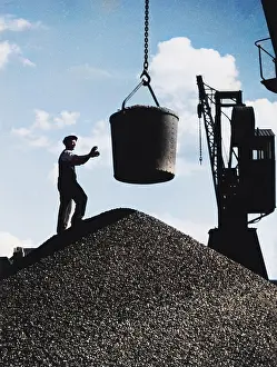 Metamorphic: UNLOADING COAL 1930S