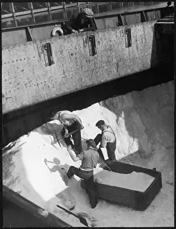 Evaporated: UNLOADING SPANISH SALT