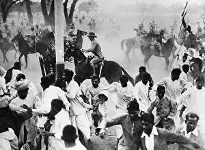 Batons: Unrest in New Delhi, 1930