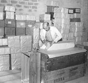 Unrra: UNRRA supplies expedition