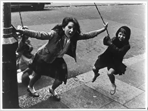 UNRULY GIRLS