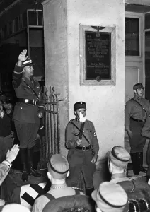 Unveiling: Unveiling of a memorial plaque, 1936