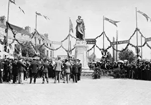 Dumas: Unveiling of the monument to Alexandre Dumas the Elder in Vi