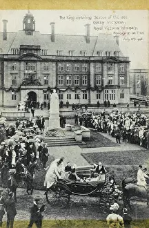 Unveils: Unveiling Statue - Newcastle-upon-Tyne