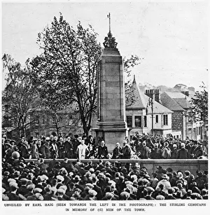 Unveiling: Unveiling of Stirling War Memorial 1922