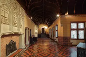 Jeunesse: Upper South Gallery, Palais Jacques Coeur, Bourges, France