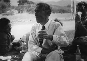 Critical: Upton Sinclair, 1930