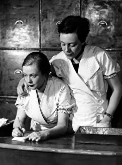 Buehne: Ursula Herking