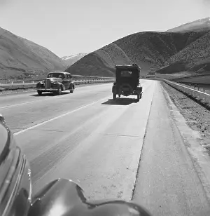 Oakies: On U.S. 99. in Kern County on the Tehachapi ?