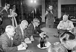 Governors: U.S. delegation visits USSR