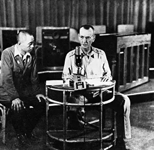Wainwright: U.S. General Jonathan Wainwright ordering the