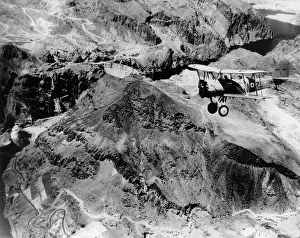 22th: U.S. Navy plane over the Boulder Dam