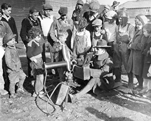 Surround: U.S. soldier during the Great Depression, 1932