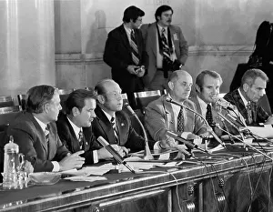 Astronauts: US-Soviet space mission Apollo-Soyuz, 1975