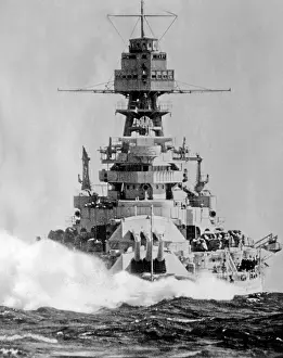 Spray: USS Arizona, 1930s