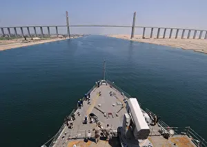 Ashland: The USS ASHLAND an amphibious warship approaching ?