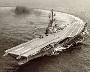 Intrepid: USS Intrepid (CV-11) c April 1960