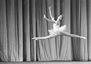 Nadezhda: USSR ballet competition, 1972