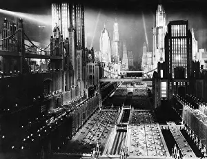 Create: Utopian city, 1930