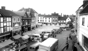 Uttoxeter: Uttoxeter, the Market c1965