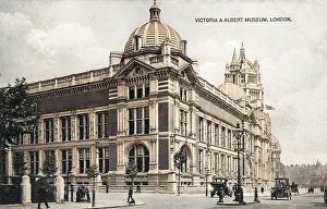 Reopen: V AND A EXTERIOR
