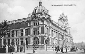 Reopen: V AND A EXTERIOR