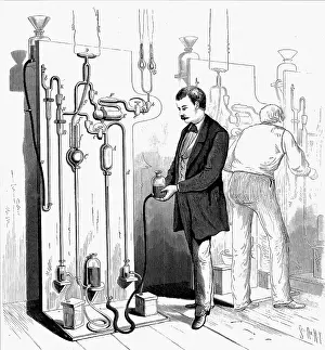 Edison: Vacuum apparatus used to exhaust Edison incandescent
