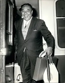 Tonga: Vaea, Tonga's commissioner and consul in London