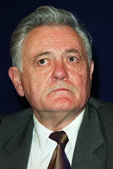 Valdas: Valdas Adamkus